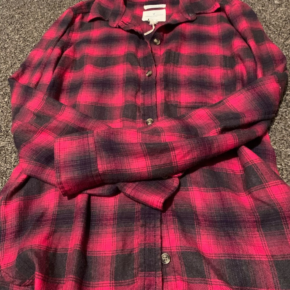 3/$12🔸American Eagle Outfitters Boyfriend Flannel - Picture 4 of 10
